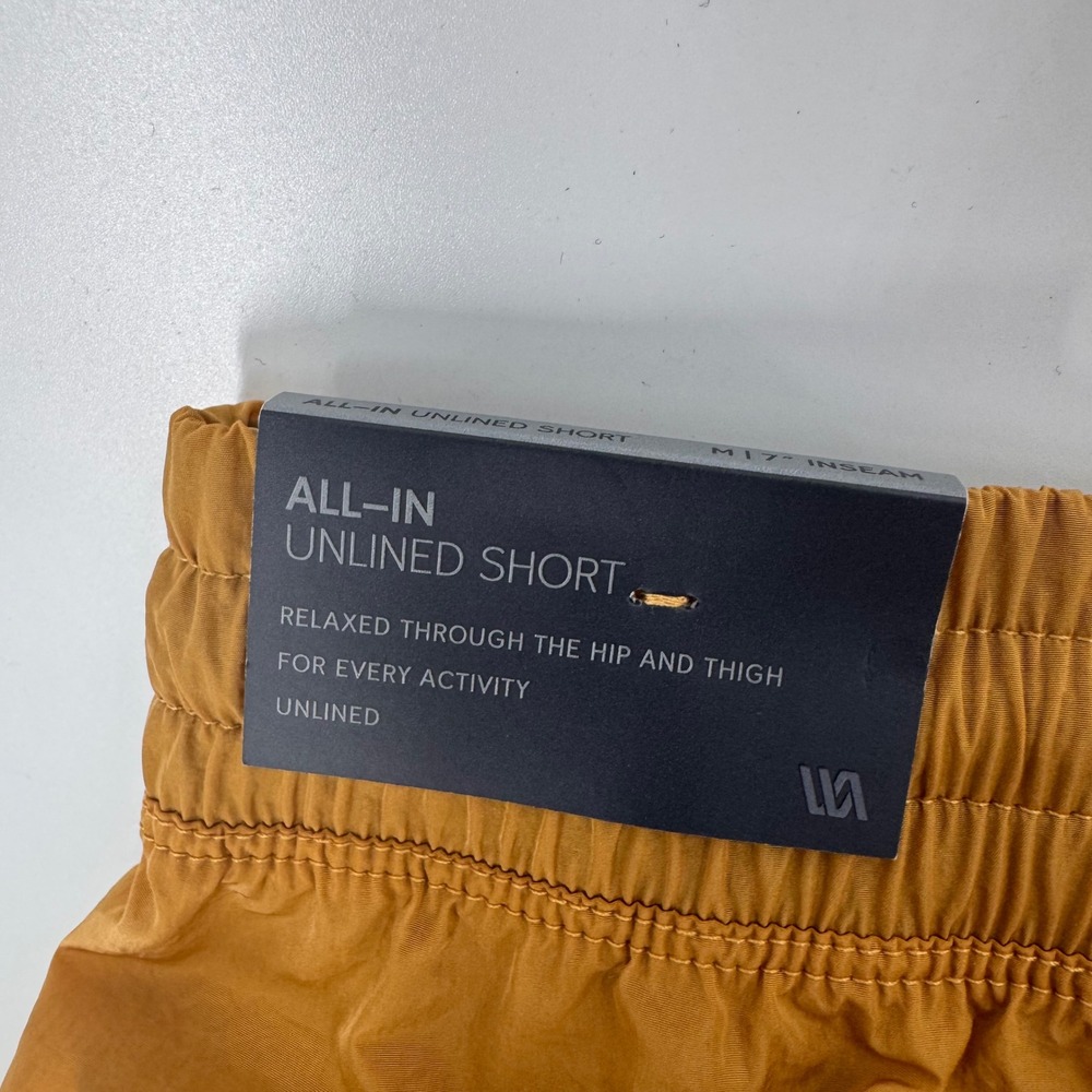 VRST Mens 7" All-In Short Palomino Gold Shine Unlined Water Repellent Med NWT - Picture 9 of 11
